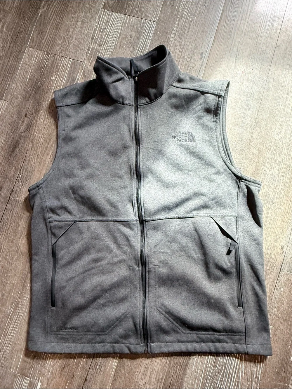 The North Face Men’s Gray Full-Zip Fleece Vest